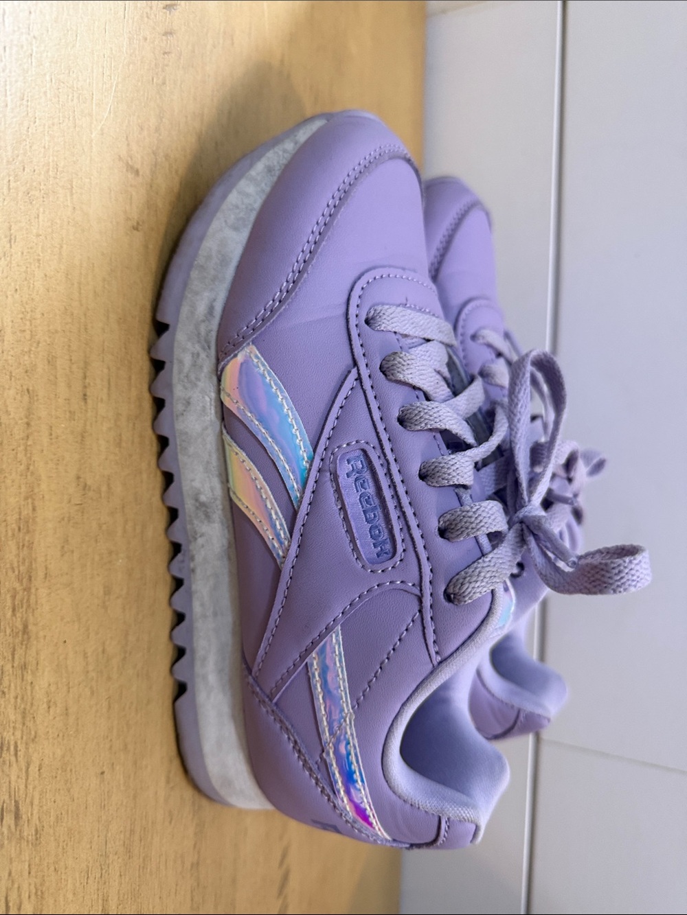 Reebok Kids Lavender Sneakers with Iridescent Stripes